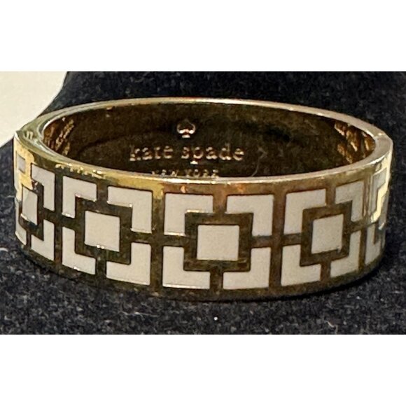 KATE SPADE OF NEW YORK SIGNED RARE "IT'S A BREEZE" BANGLE IDIOM BRACELET - Picture 2 of 7
